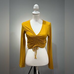 CLEARANCE! Gold Boutique Cinch Front Crop Top Size L NWT